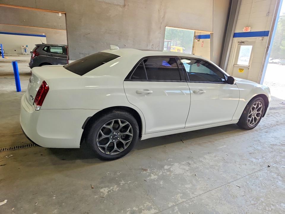 2017 Chrysler 300 s