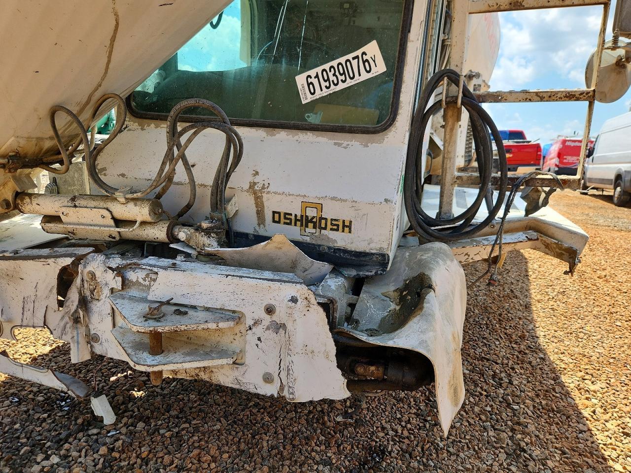 2007 Oshkosh Motor Truck Co. 2007 Oshkosh Ready MIX Truck