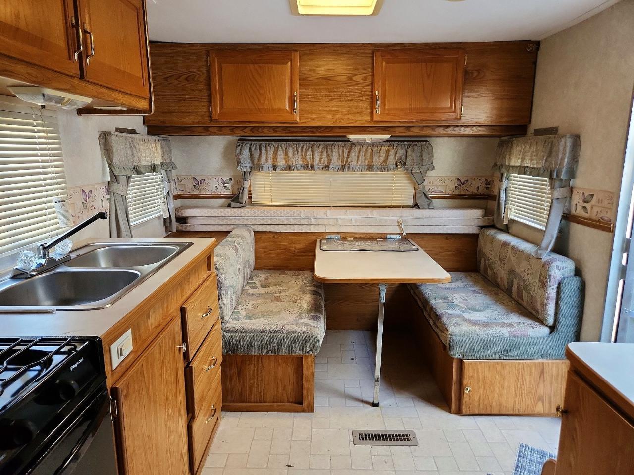 2004 Mallard Trailer
