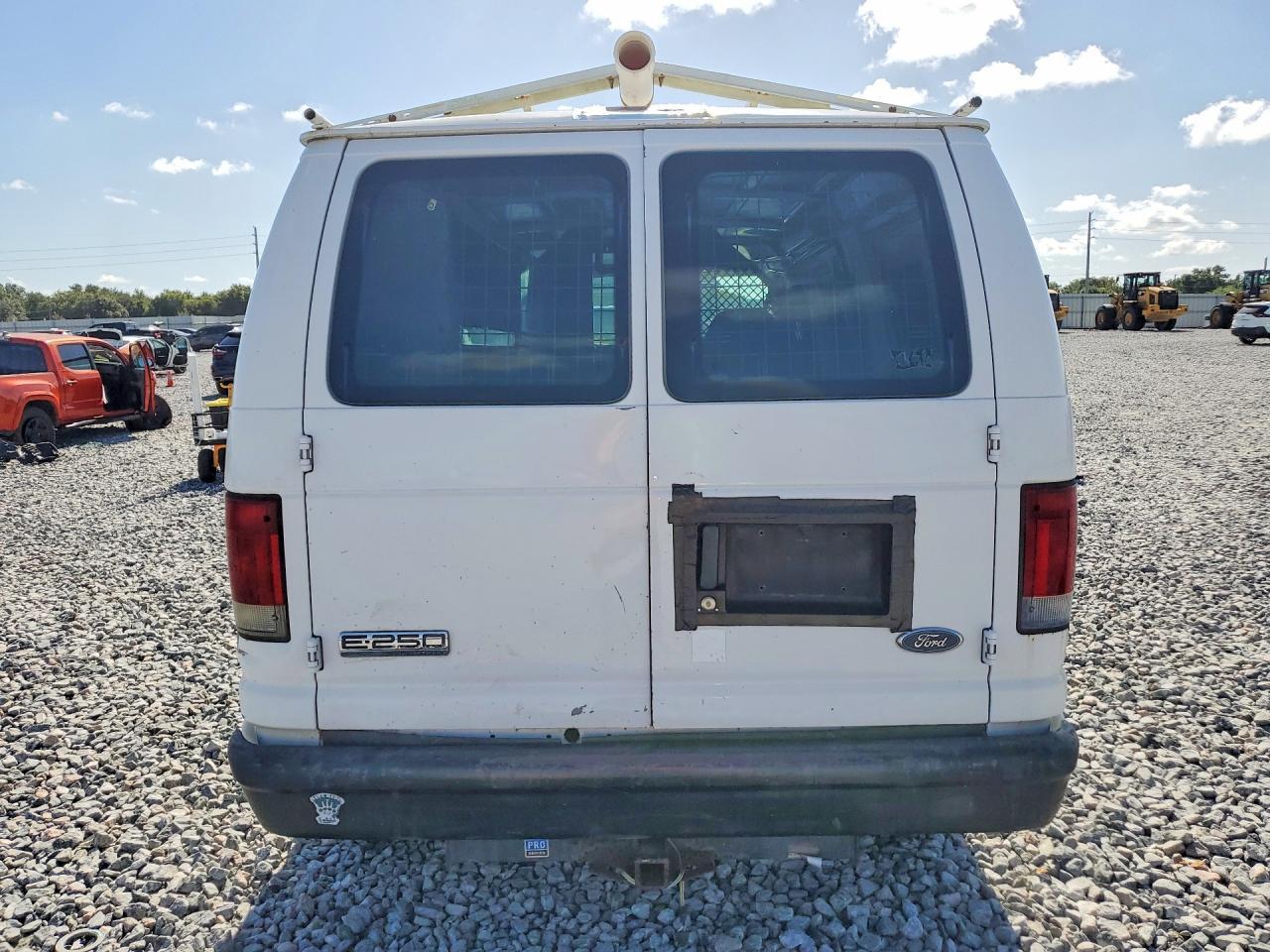 2007 Ford Econoline E250 van