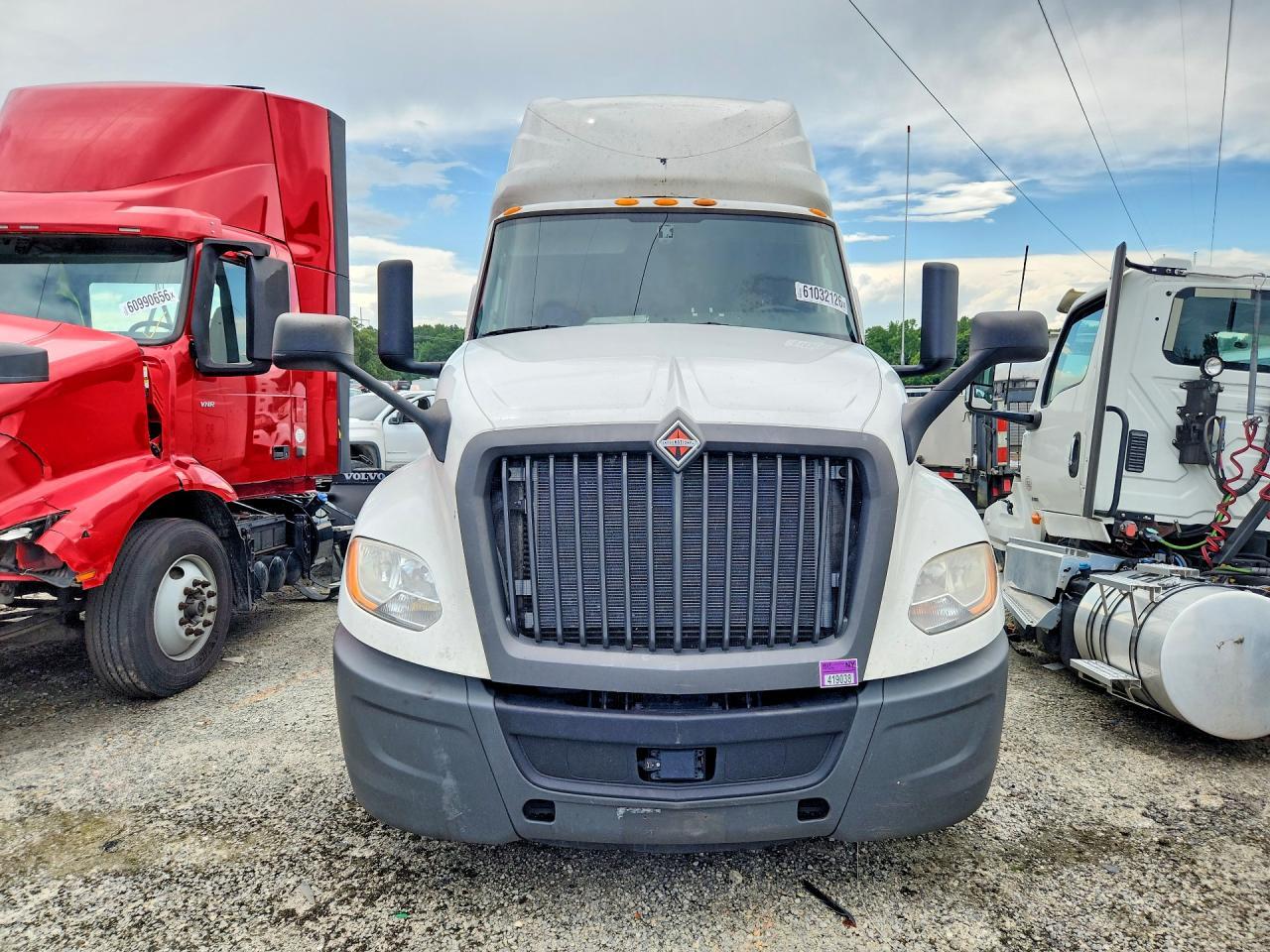 2020 International LT625 Semi Truck
