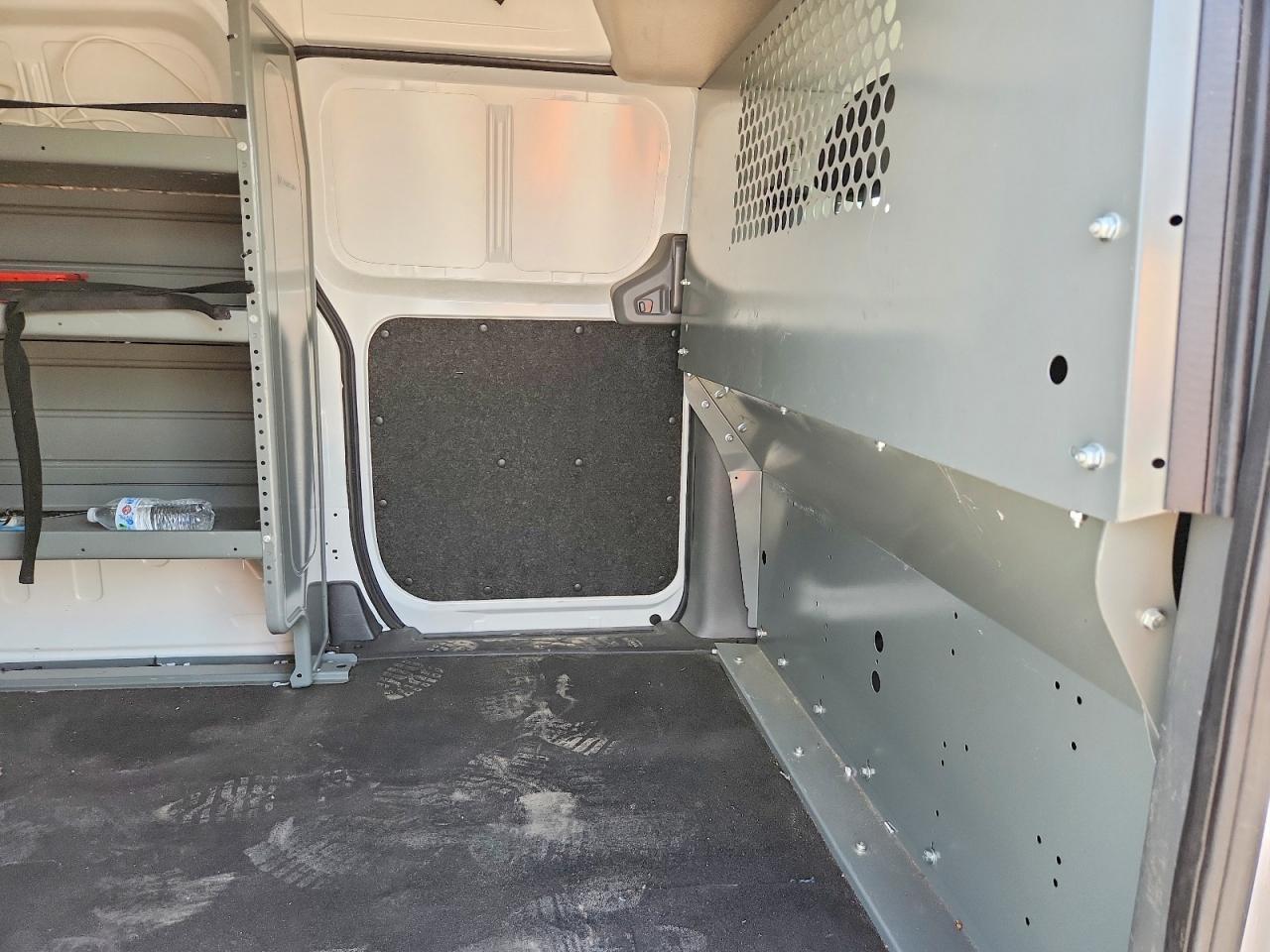 2021 Nissan NV200 S