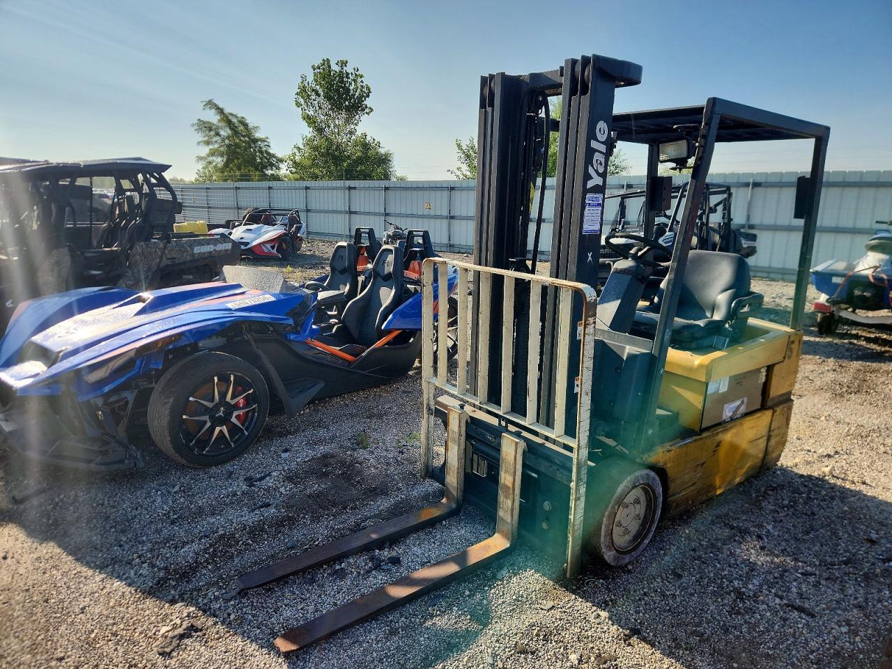 2000 Yale Forklift