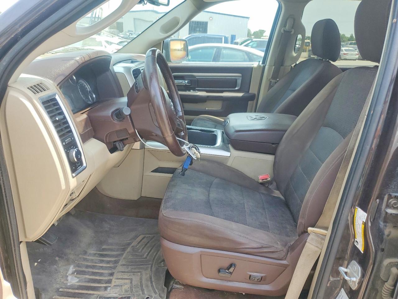 2016 Dodge RAM 1500 SLT