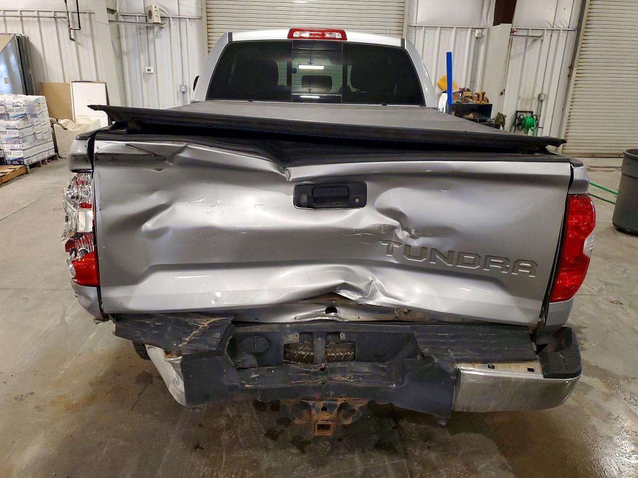 2017 Toyota Tundra SR5