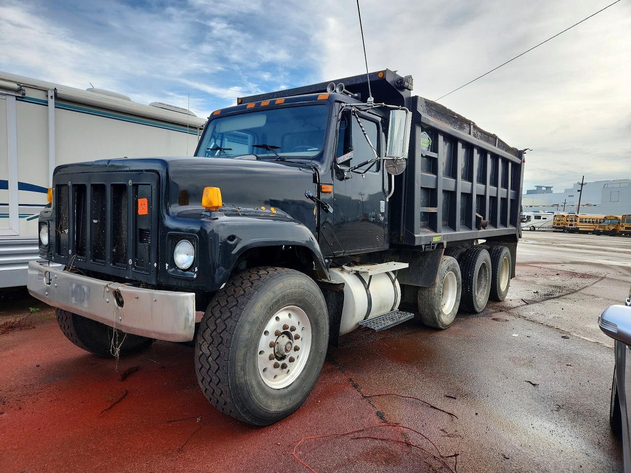 2002 International F-2574 Dump Truck