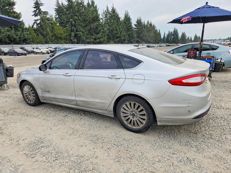 2016 Ford Fusion se Hybrid
