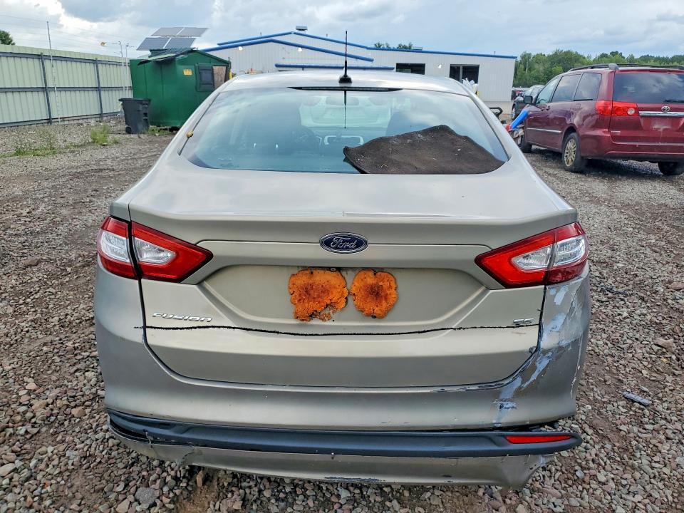 2015 Ford Fusion SE