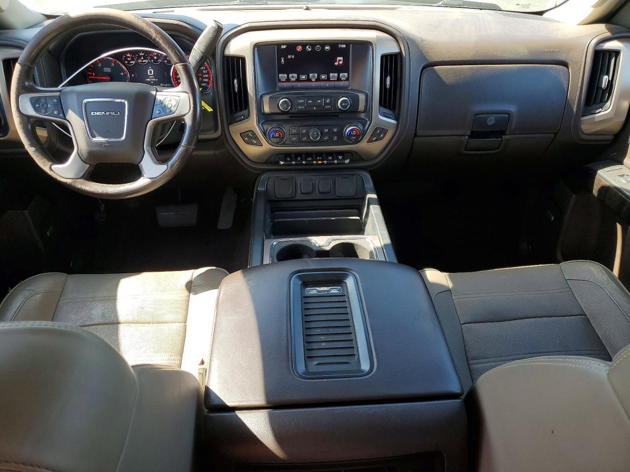2016 GMC Sierra K2500 Denali