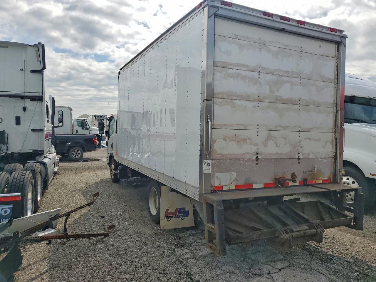 2016 Isuzu NQR BOX Truck