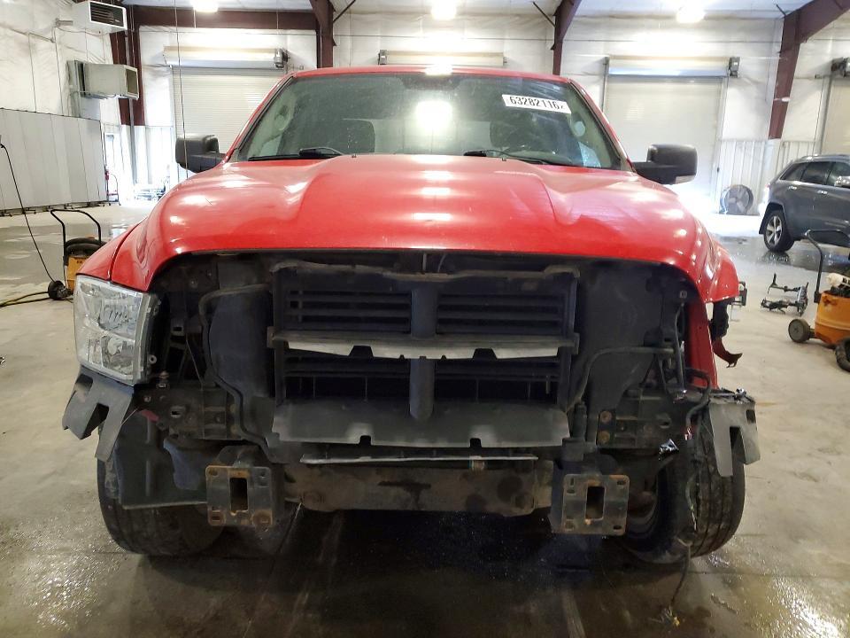 2015 Dodge RAM 1500 SLT