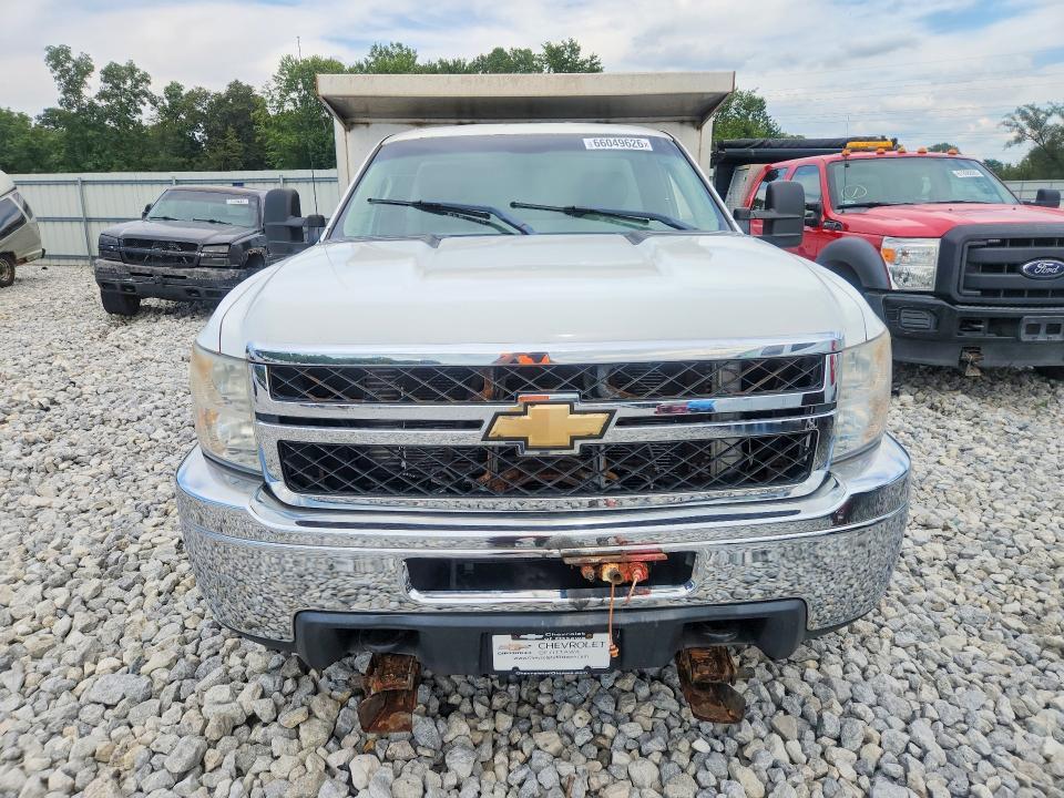 2011 Chevrolet Silverado Dump Truck