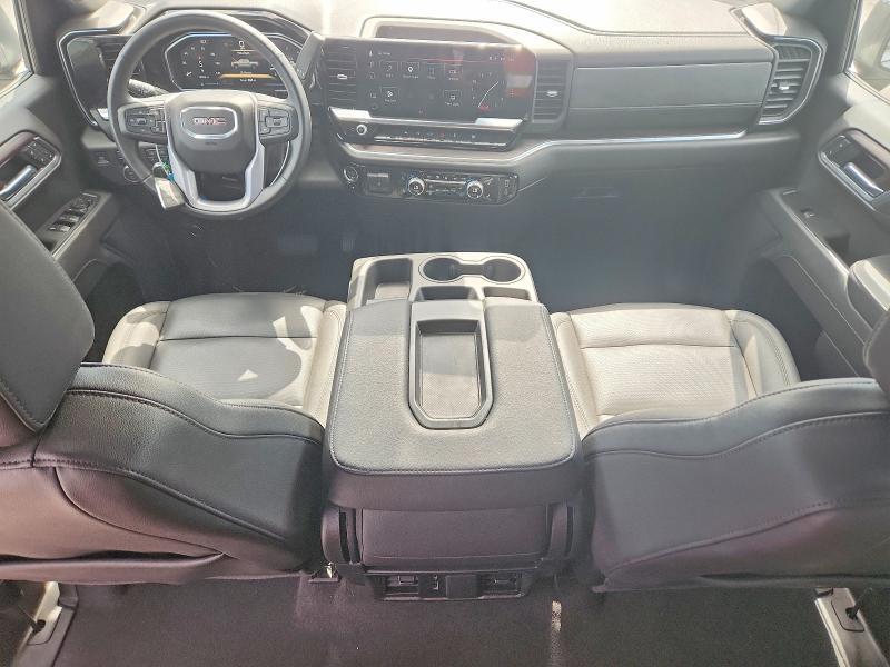2026 GMC Sierra K1500 SLT