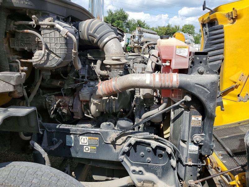 2019 Peterbilt 579