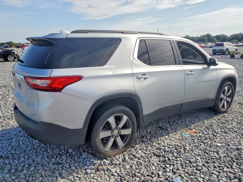 2021 Chevrolet Traverse LT