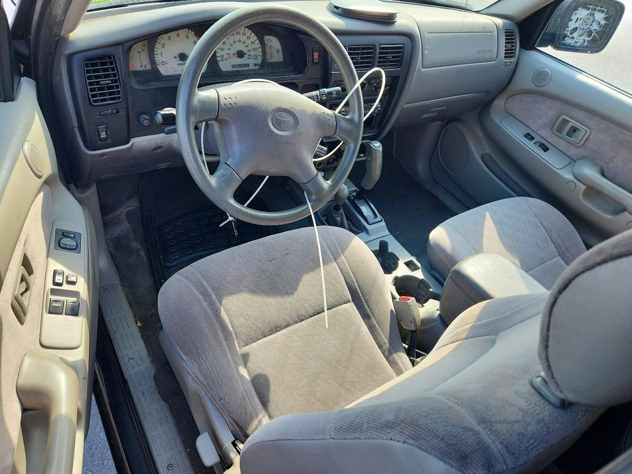 2001 Toyota Tacoma Base