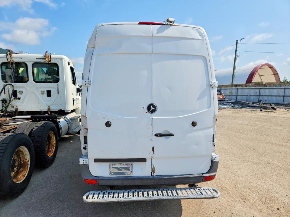 2014 Mercedes-Benz Sprinter 2500 Delivery Van