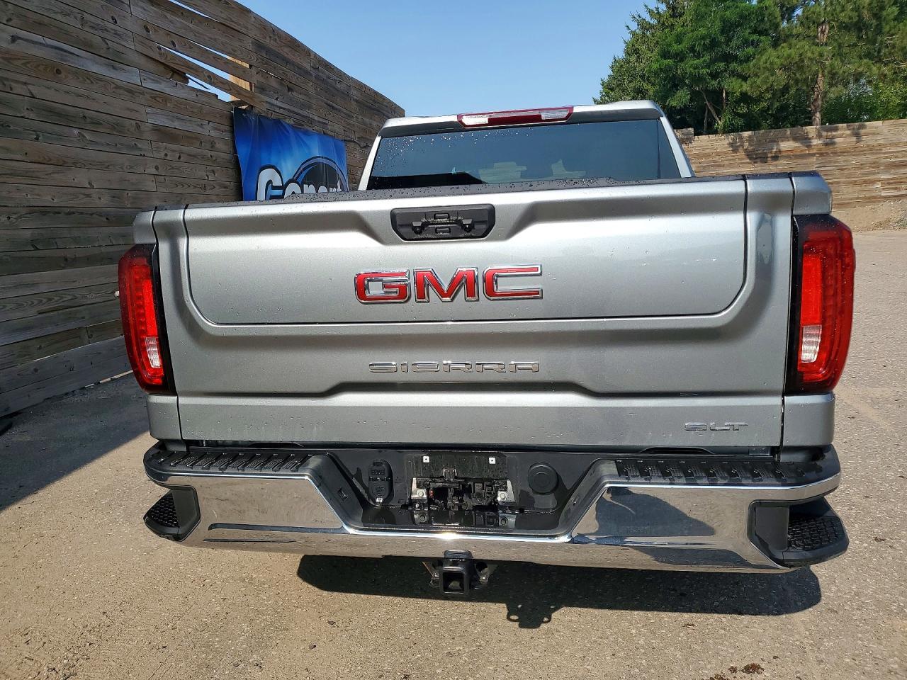 2026 GMC Sierra K1500 SLT