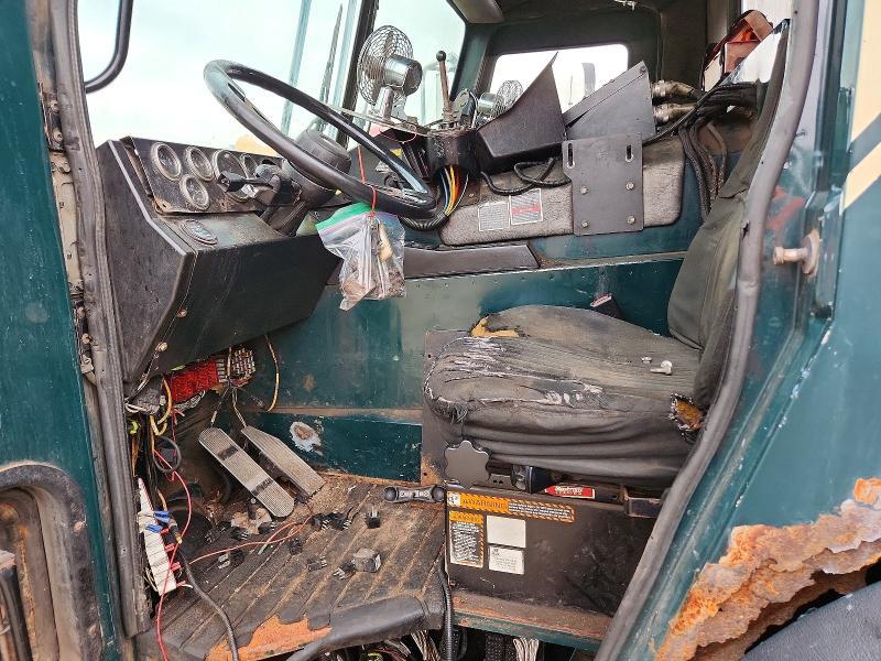 2007 Mack 600 LE600