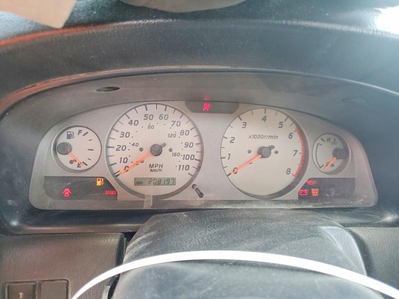 2001 Nissan Frontier XE