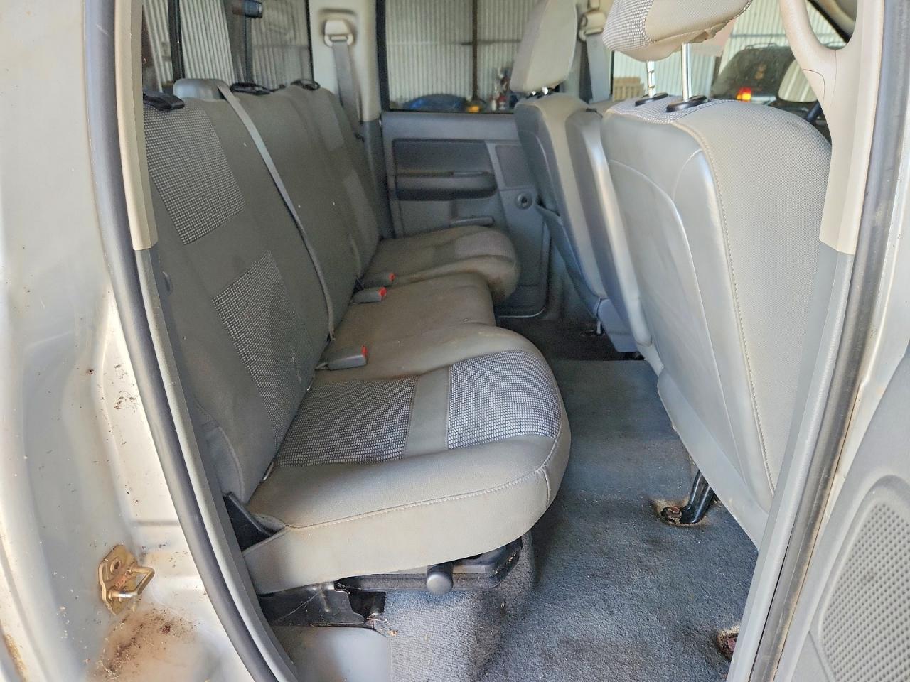 2006 Dodge RAM 1500 ST