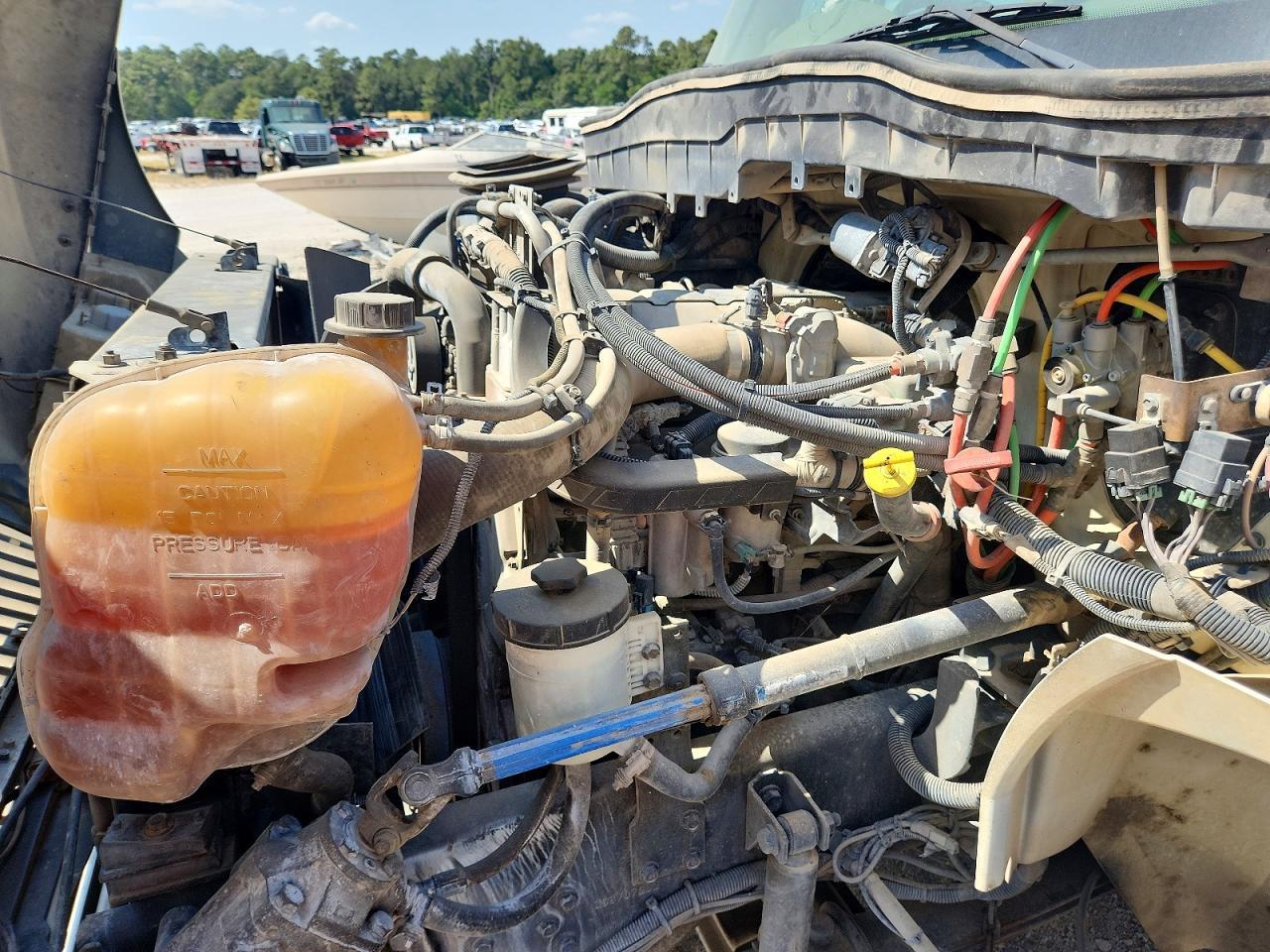 2016 International 4300 Sweeper Truck
