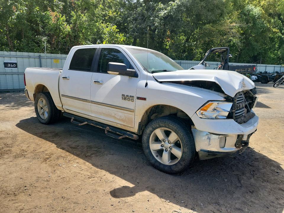 2016 Dodge RAM 1500 SLT