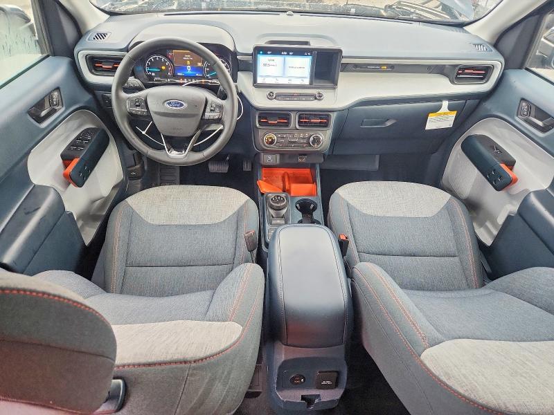 2023 Ford Maverick XL