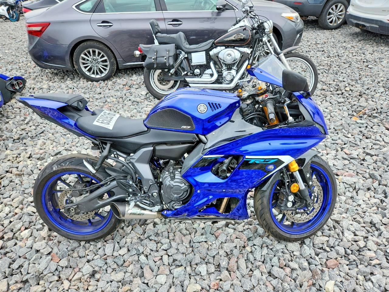 2025 Yamaha YZFR7