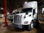 2017 Peterbilt 579 Semi Truck