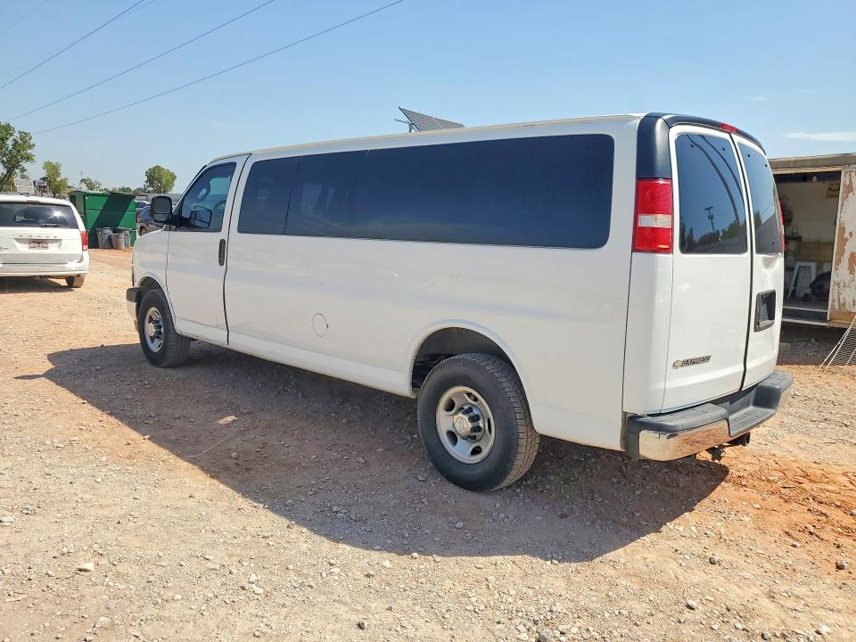2017 Chevrolet Express G3500 LT