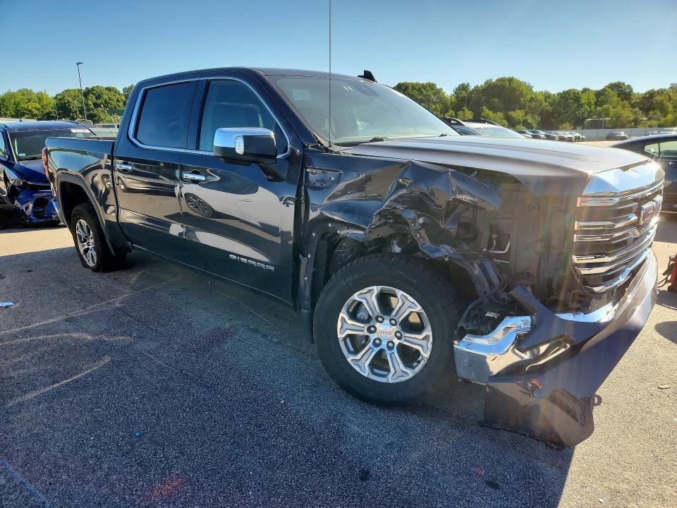 2025 GMC Sierra C1500 SLT