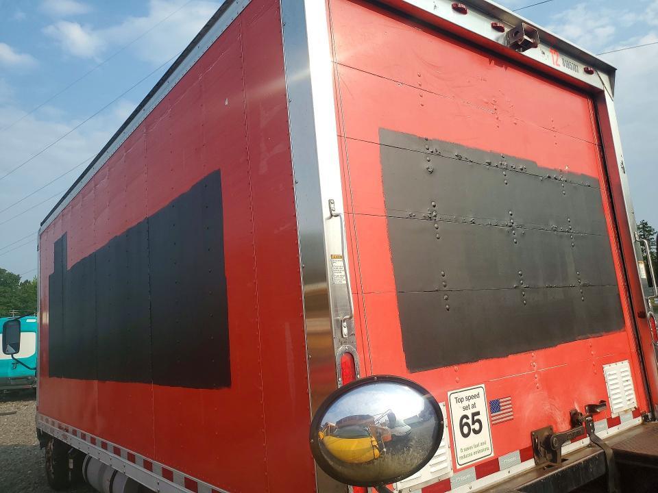2018 Hino 195 BOX Truck