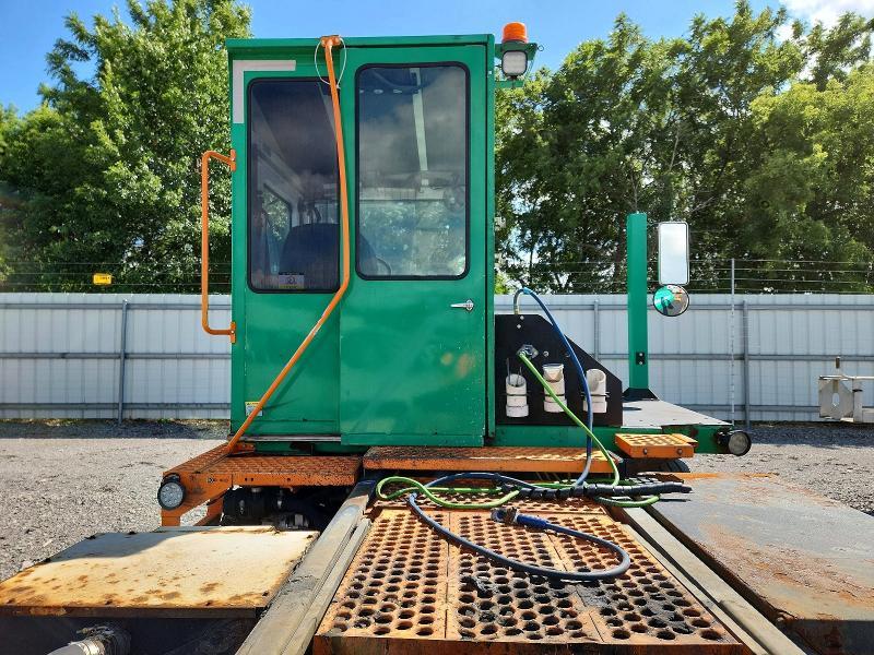 2017 Orange Ev Terminal Tractor