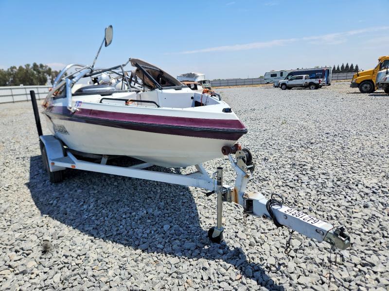 2000 Calabria Genuine Ski Boat Boat-Boat