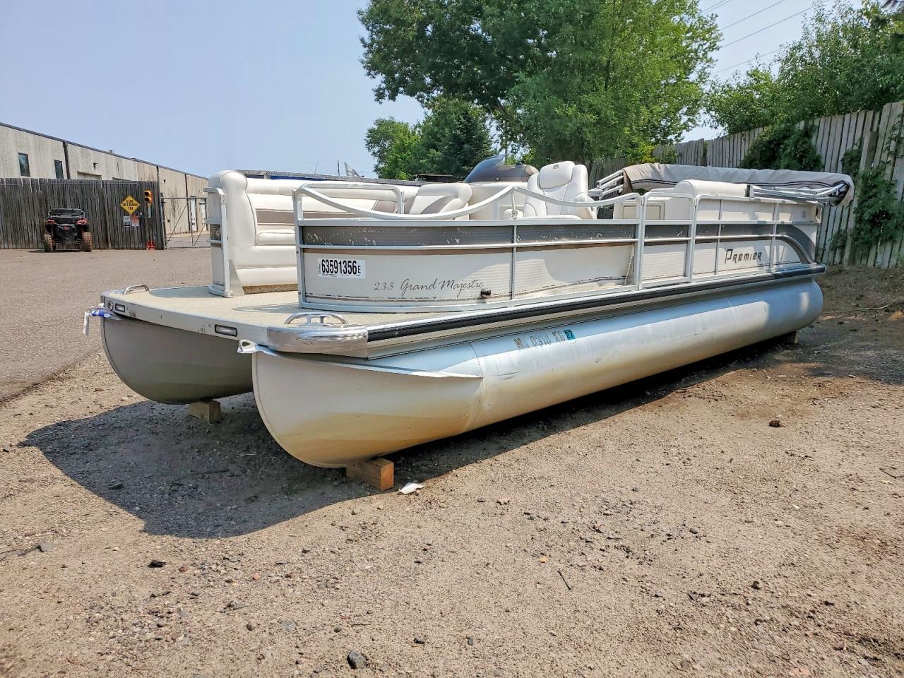2007 Premier 235 Grand Majes