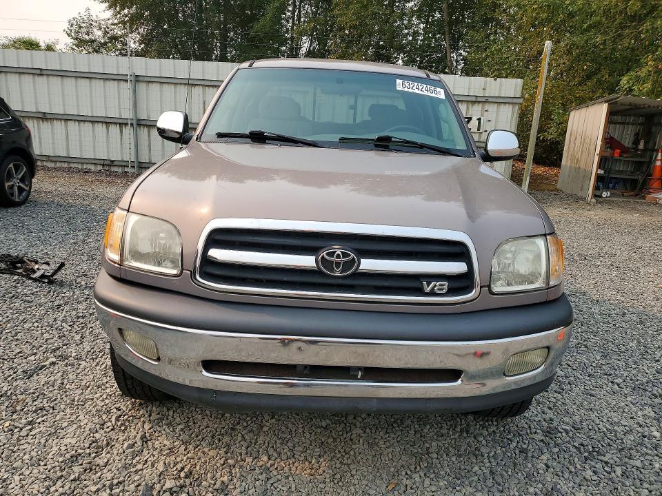 2002 Toyota Tundra SR5 V8