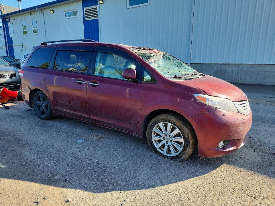 2011 Toyota Sienna Limited 7-passenger
