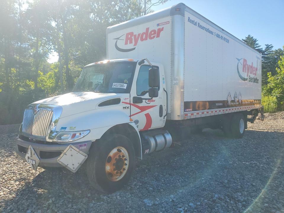 2020 International MV607 BOX Truck