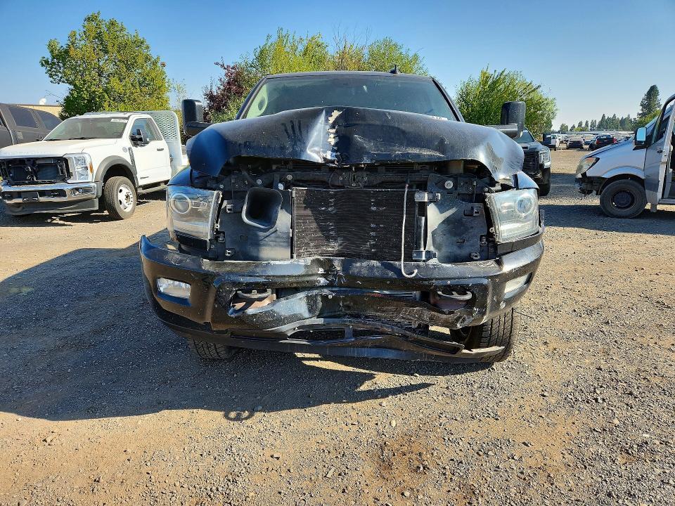 2014 Dodge 3500 Laramie