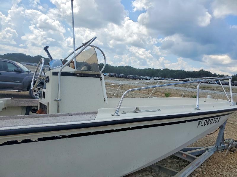 1985 Boston Whaler Boat 18'-Boat