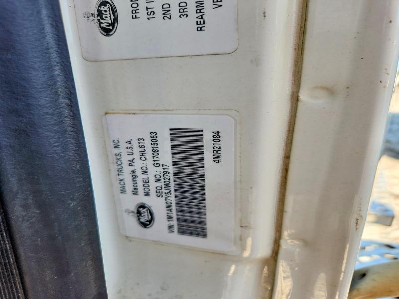 2018 Mack CHU613 Semi Truck