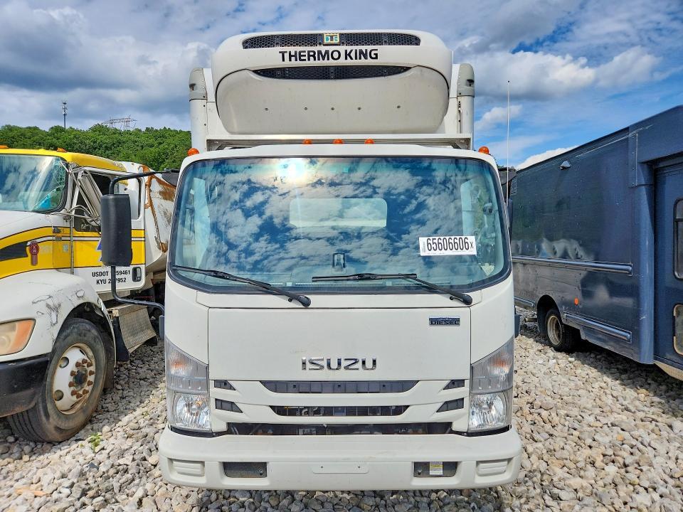2022 Isuzu NQR Refrigerated BOX Truck