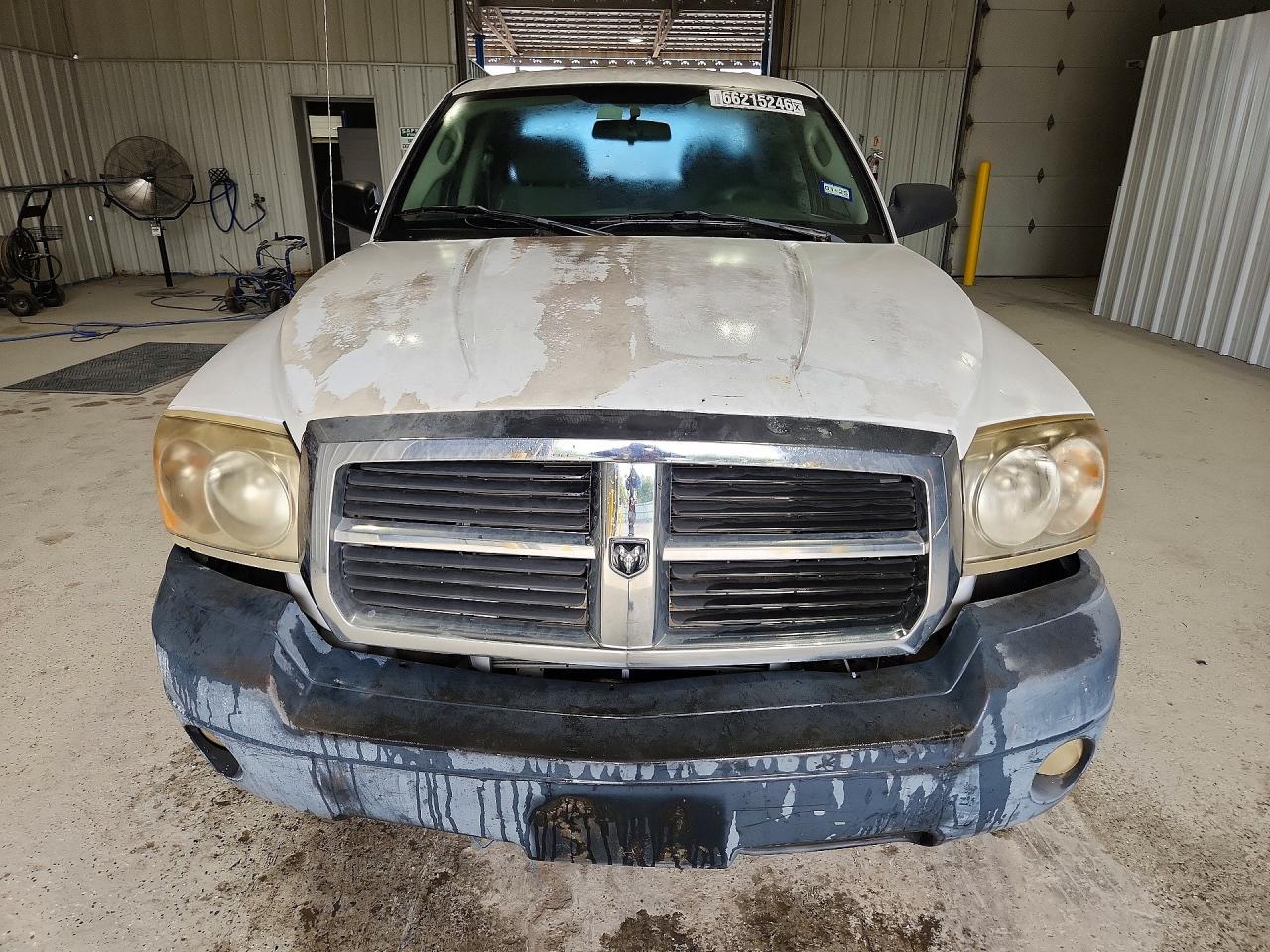 2005 Dodge Dakota Quad SLT