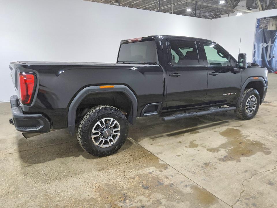 2021 GMC Sierra K2500 AT4
