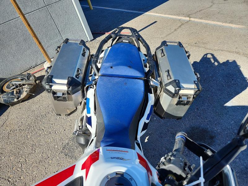 2025 Honda CRF1100 D4