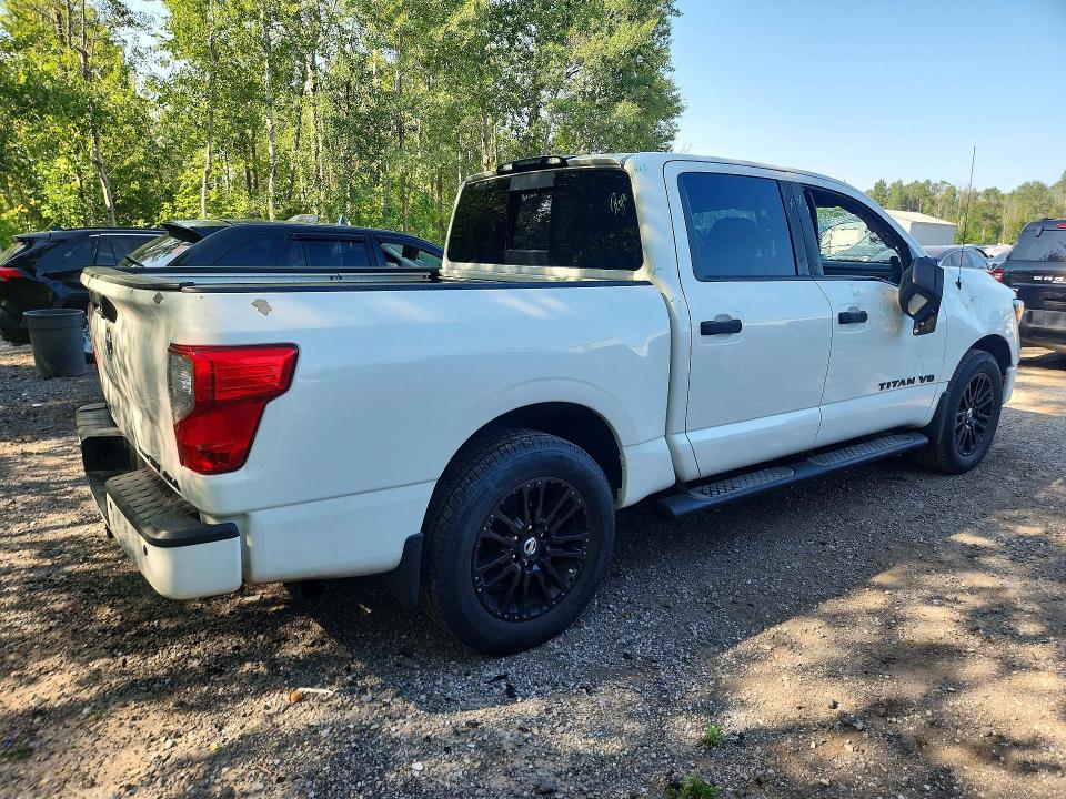 2018 Nissan Titan SV