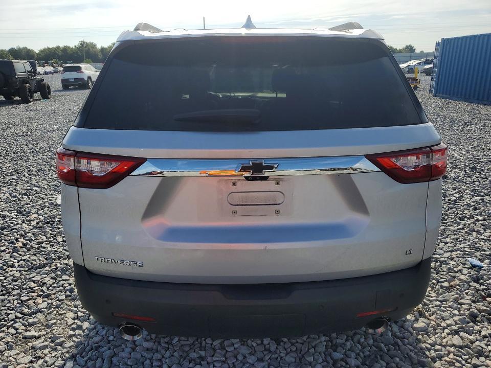 2021 Chevrolet Traverse LT