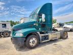 2016 Mack CXU612 Semi Truck