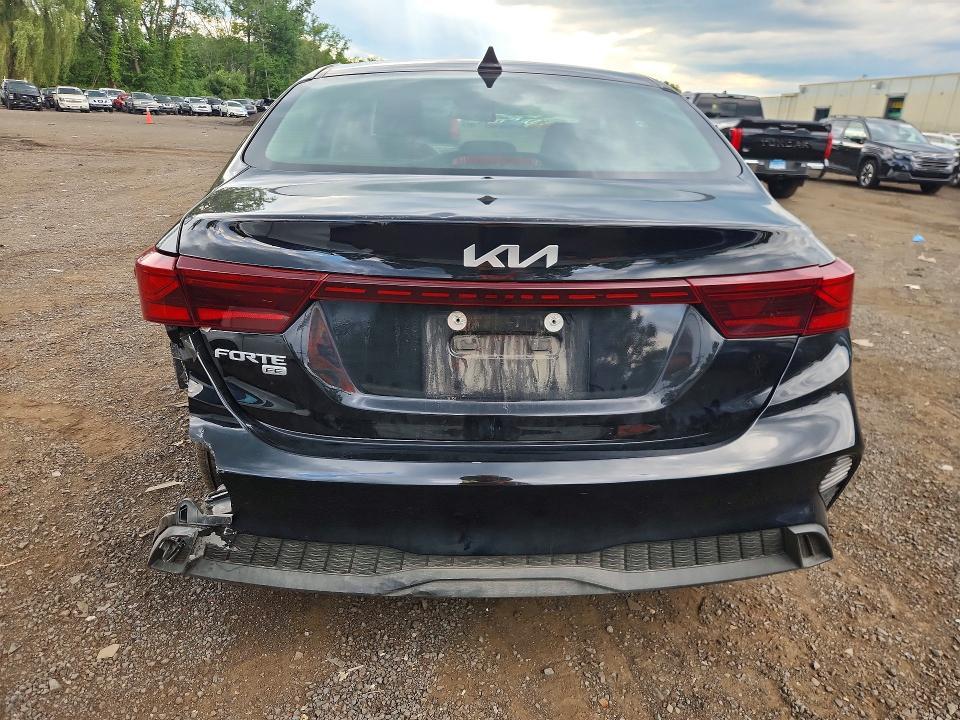 2022 KIA Forte FE